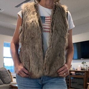 Powder River Faux Fur Vest Jacket Woman’s Large